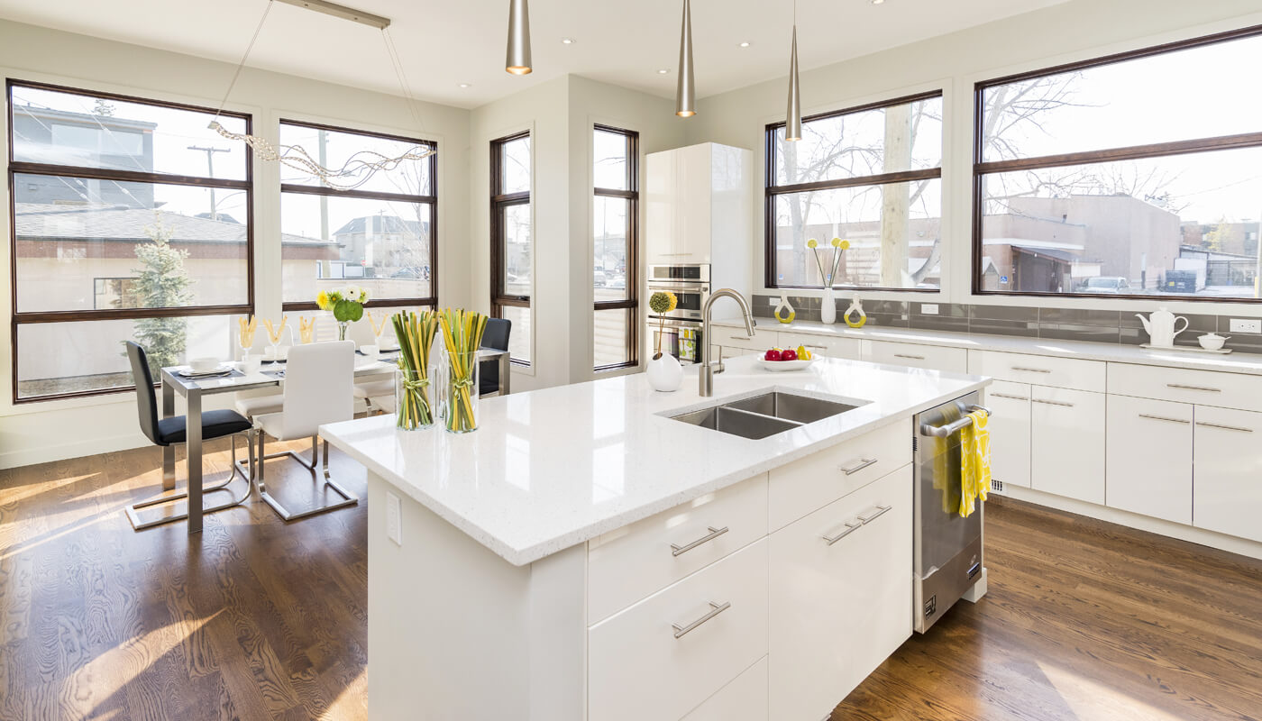 Why a Light-Toned Marble Floor Can Make Small Rooms Feel Bigger
